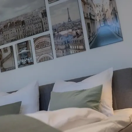 Kaza Guesthouse, Centrally Located 2 & 3 Bedroom Apartments In Augsburg Exterior photo