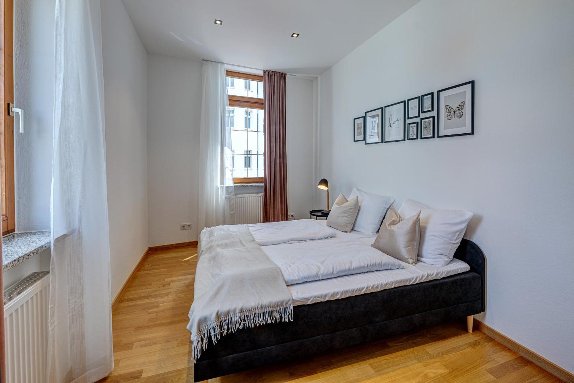 Kaza Guesthouse, Centrally Located 2 & 3 Bedroom In * Augsburg