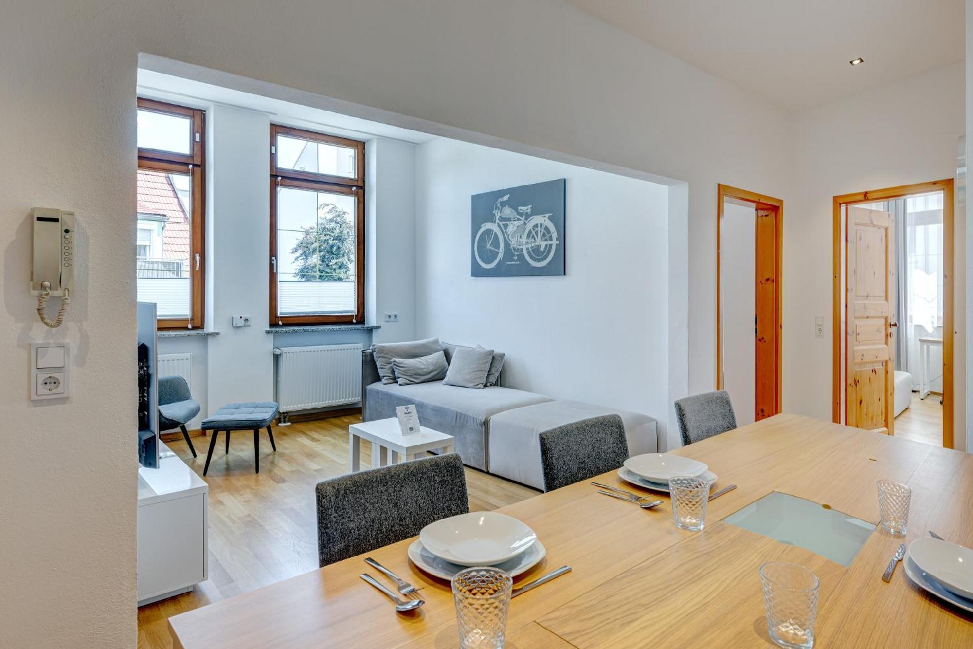 Apartment Kaza Guesthouse, Centrally Located 2 & 3 Bedroom In